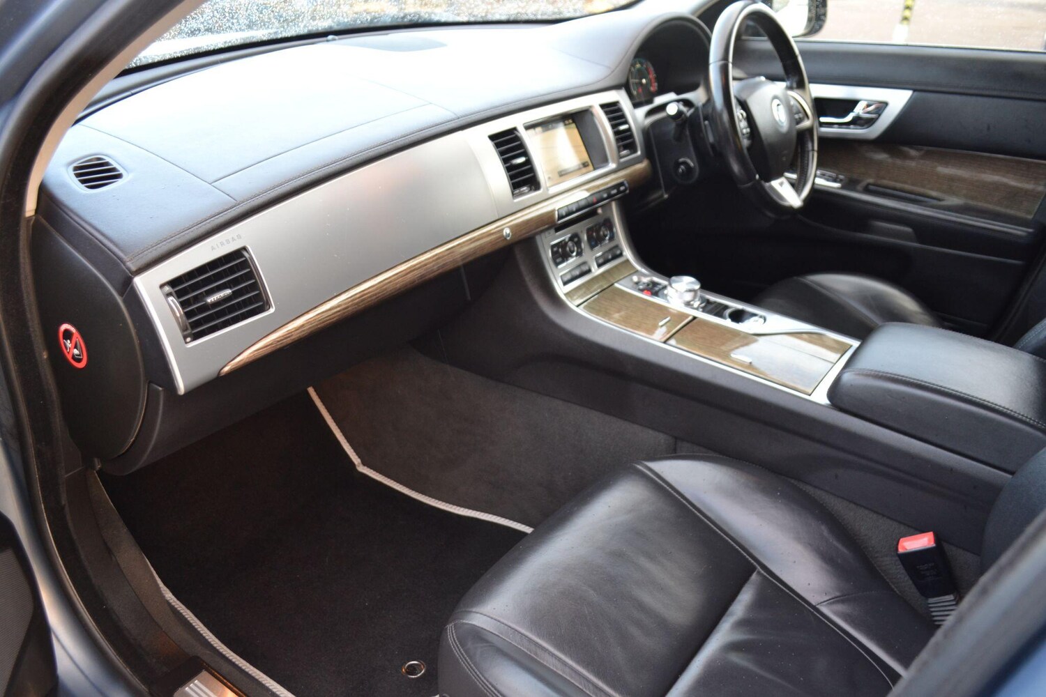 Used Jaguar XF 2013 for sale - 76632665: Photo 28
