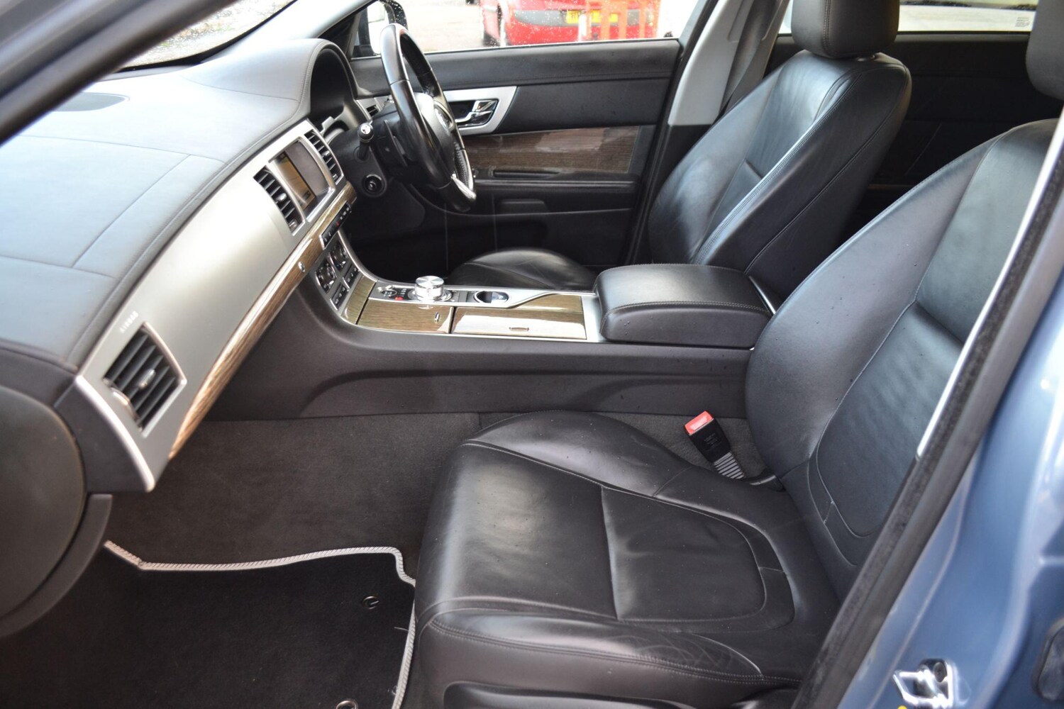 Used Jaguar XF 2013 for sale - 76632665: Photo 29