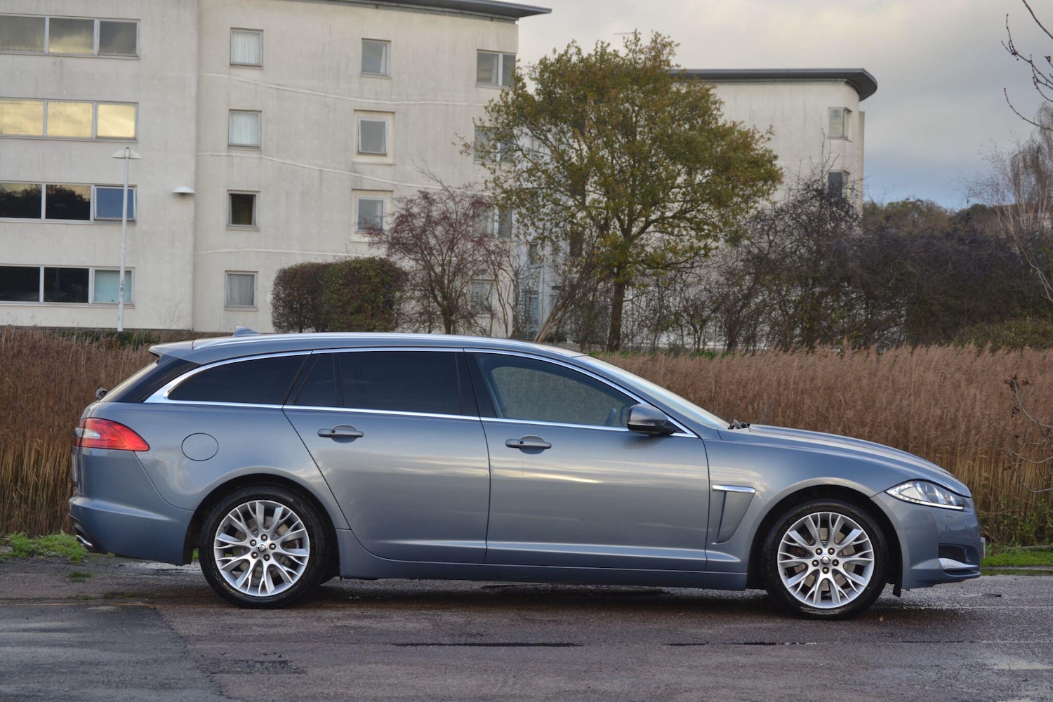Used Jaguar XF 2013 for sale - 76632665: Photo 4