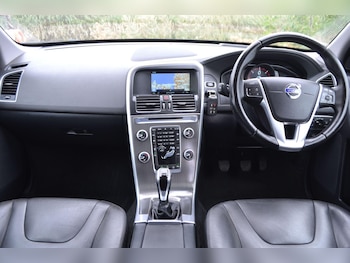 Used Volvo XC60 2015 for sale - 75858270: Photo