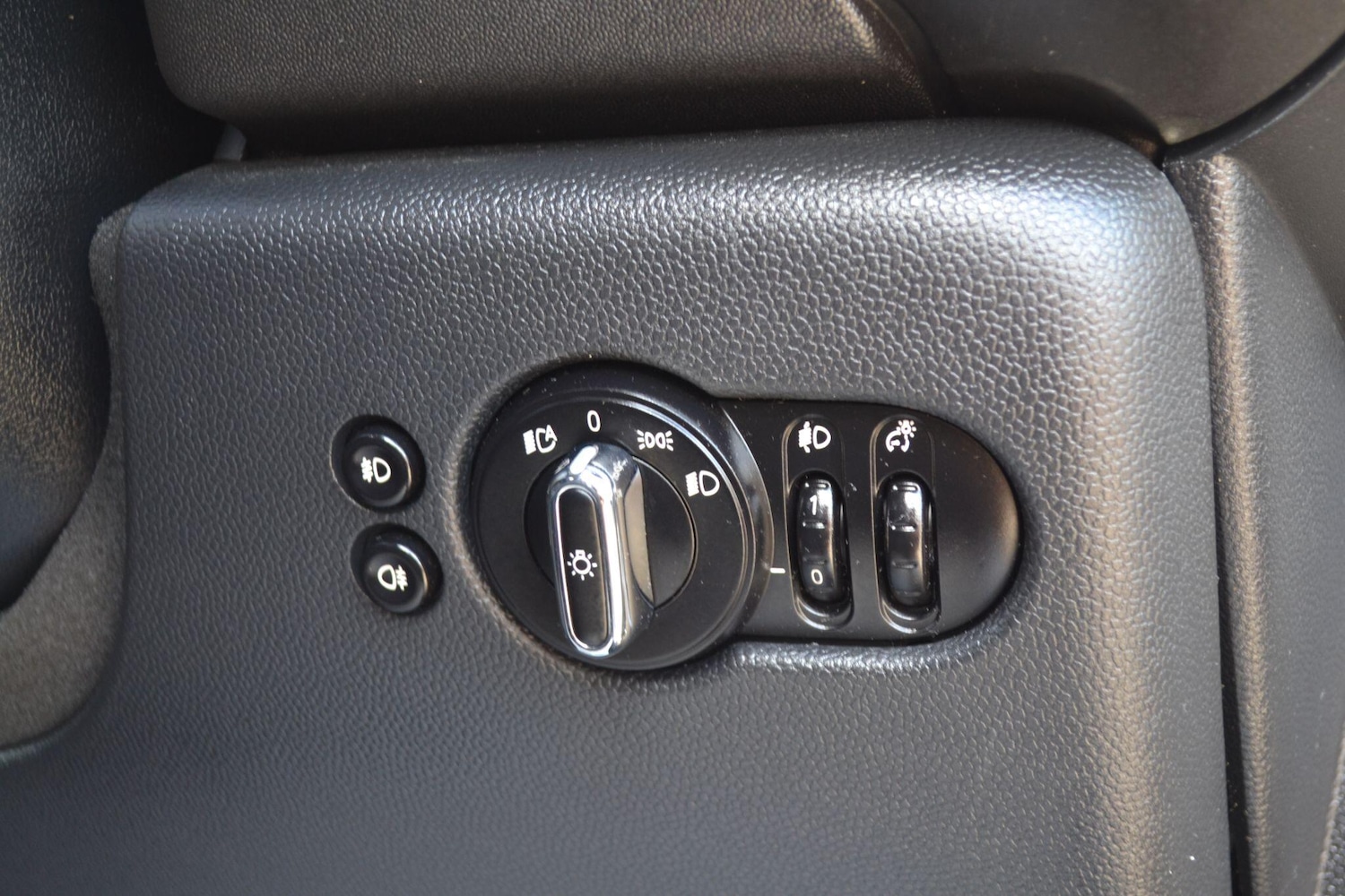 Vehicle 33