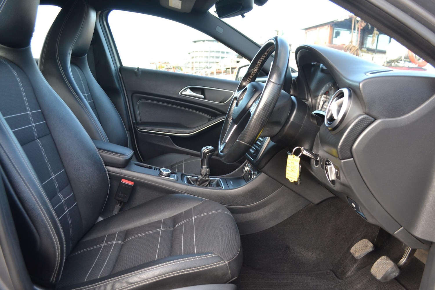 Used Mercedes-Benz A-Class 2015 for sale - 76370181: Photo 17