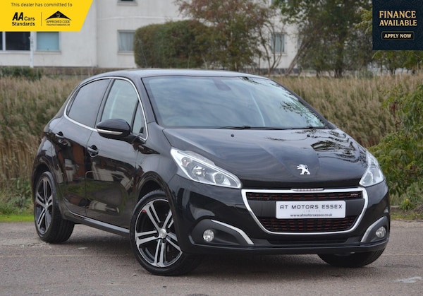 Used Peugeot 208 2017 for sale - 76136546: Photo 1