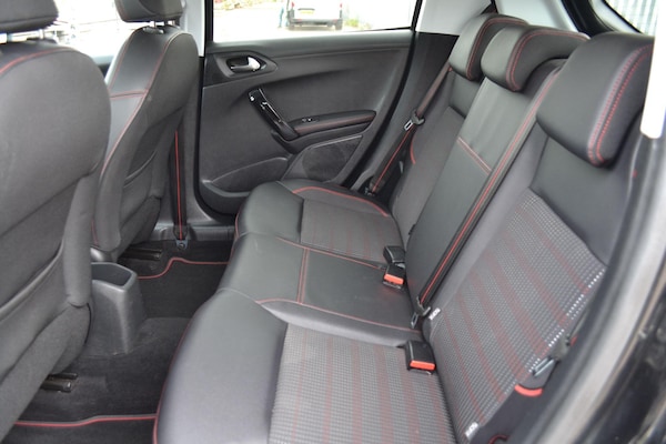Used Peugeot 208 2017 for sale - 76136546: Photo 26
