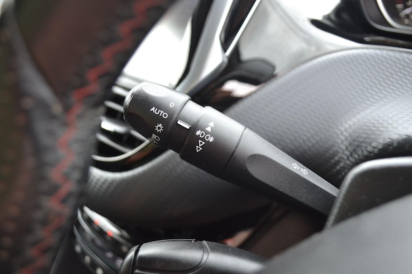 Used Peugeot 208 2017 for sale - 76136546: Photo 36