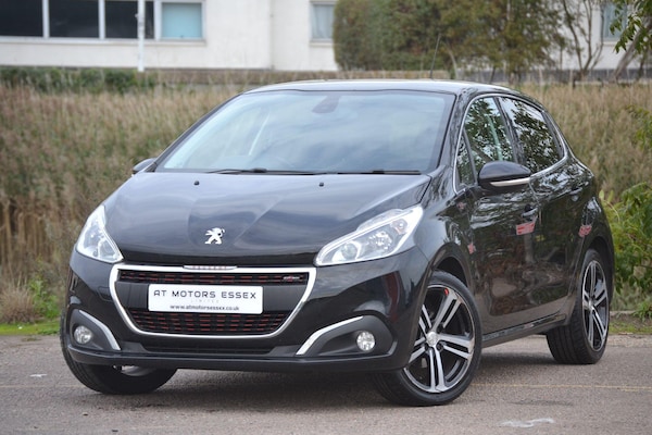 Used Peugeot 208 2017 for sale - 76136546: Photo 6