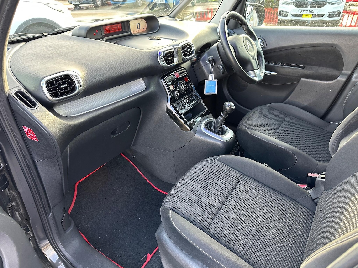 Used Citroen C3 Picasso 2011 for sale - 76597219: Photo 10