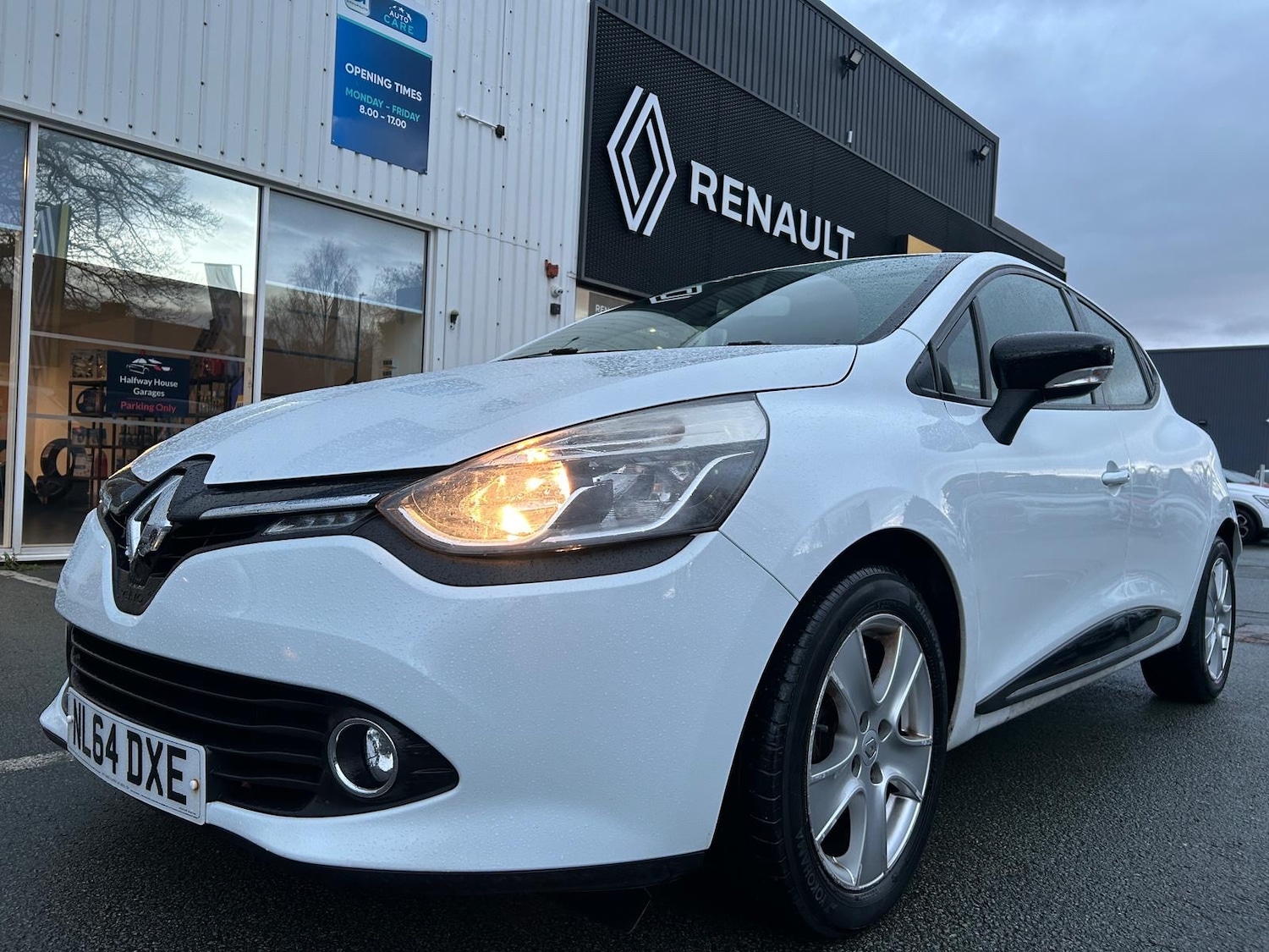 Used Renault Clio 2014 for sale - 77052128: Photo 8