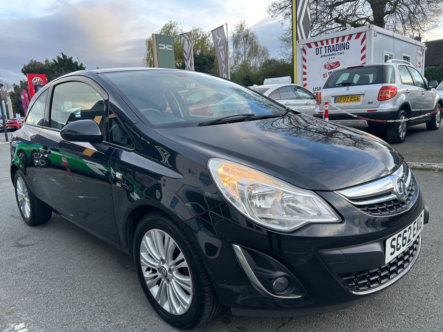 Used Vauxhall Corsa 2013 for sale - 78111496: Photo 2