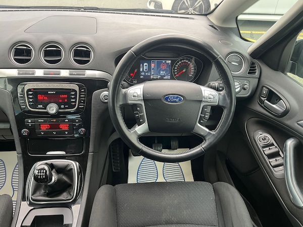 Used Ford S-Max 2013 for sale - 76112734: Photo 15