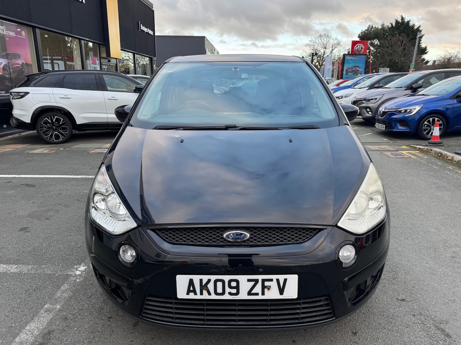 Used Ford S-Max 2009 for sale - 76911773: Photo 13