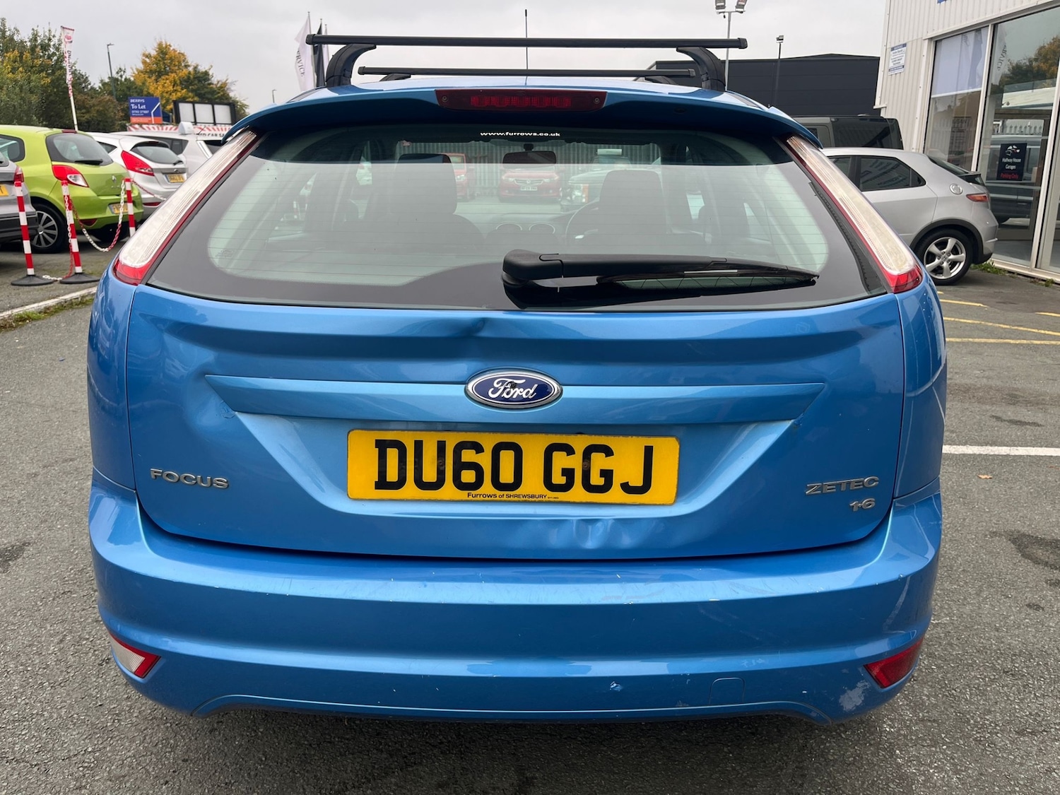 Ford Focus 2010 (60) - 1.6 Zetec 5dr - Image 5