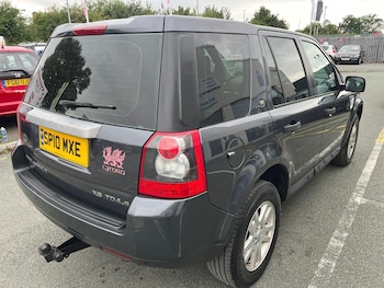 Used Land Rover Freelander 2010 for sale - 76149784: Photo