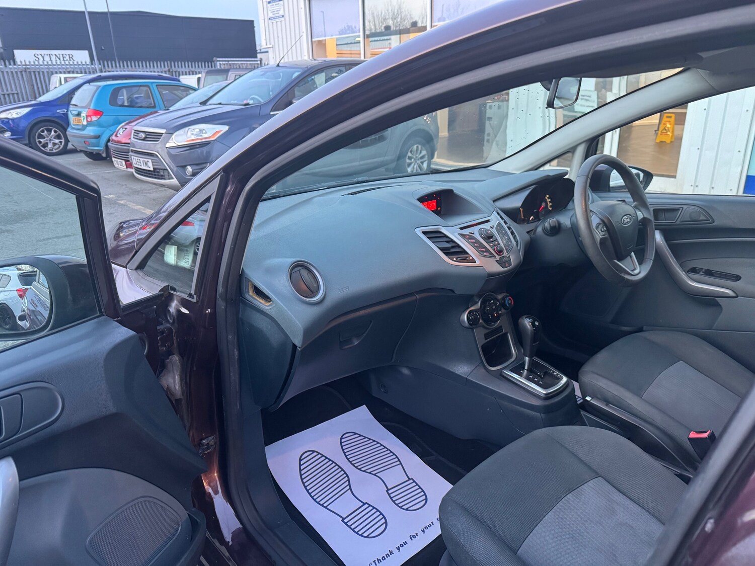 Used Ford Fiesta 2010 for sale - 76897205: Photo 11