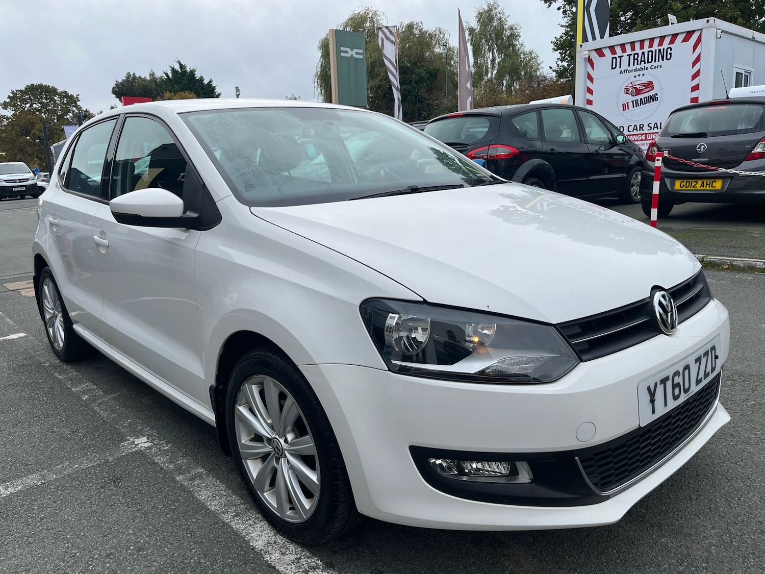 Used Volkswagen Polo 2010 for sale - 76418556: Photo 2