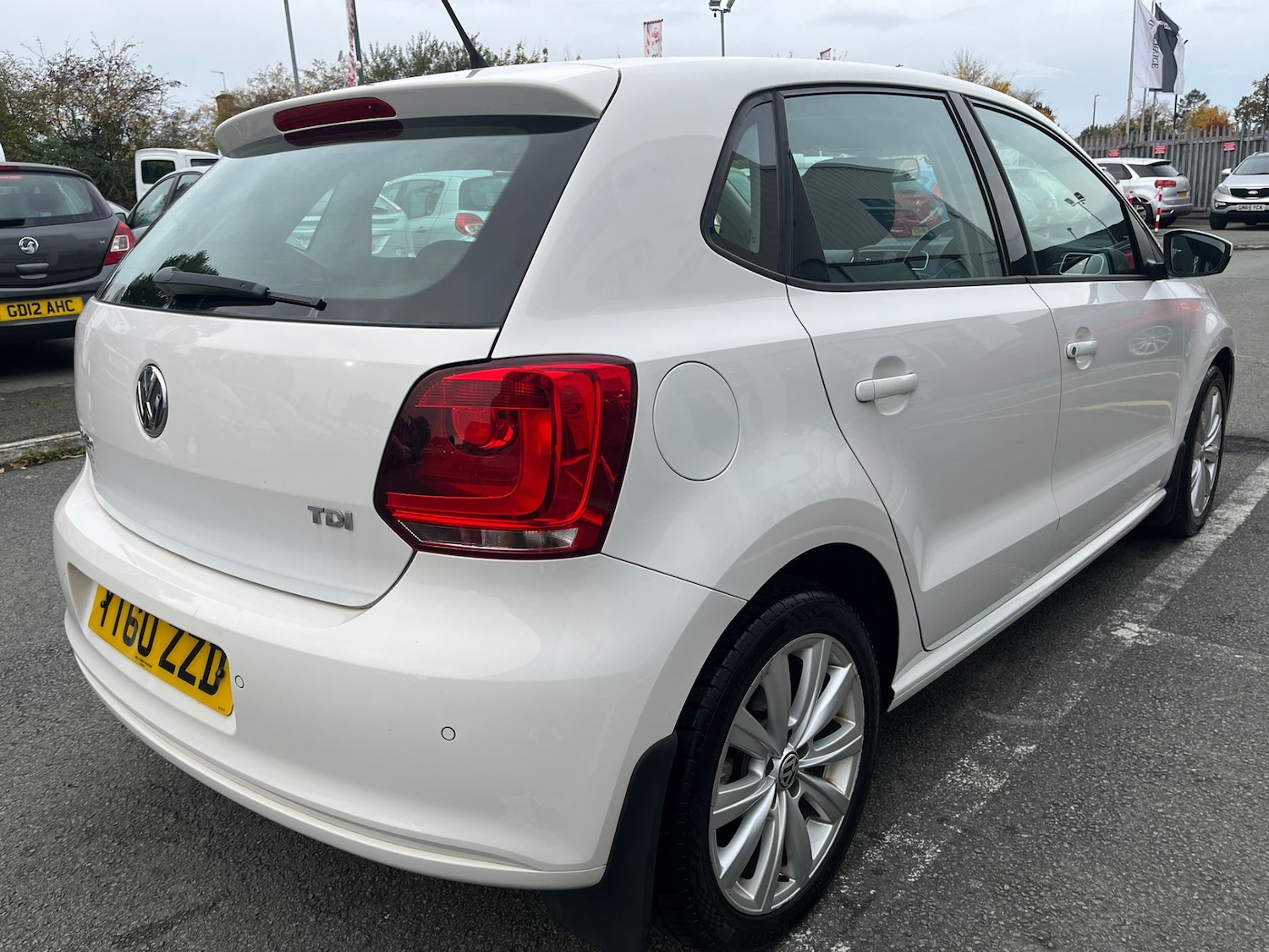 Used Volkswagen Polo 2010 for sale - 76418556: Photo 3