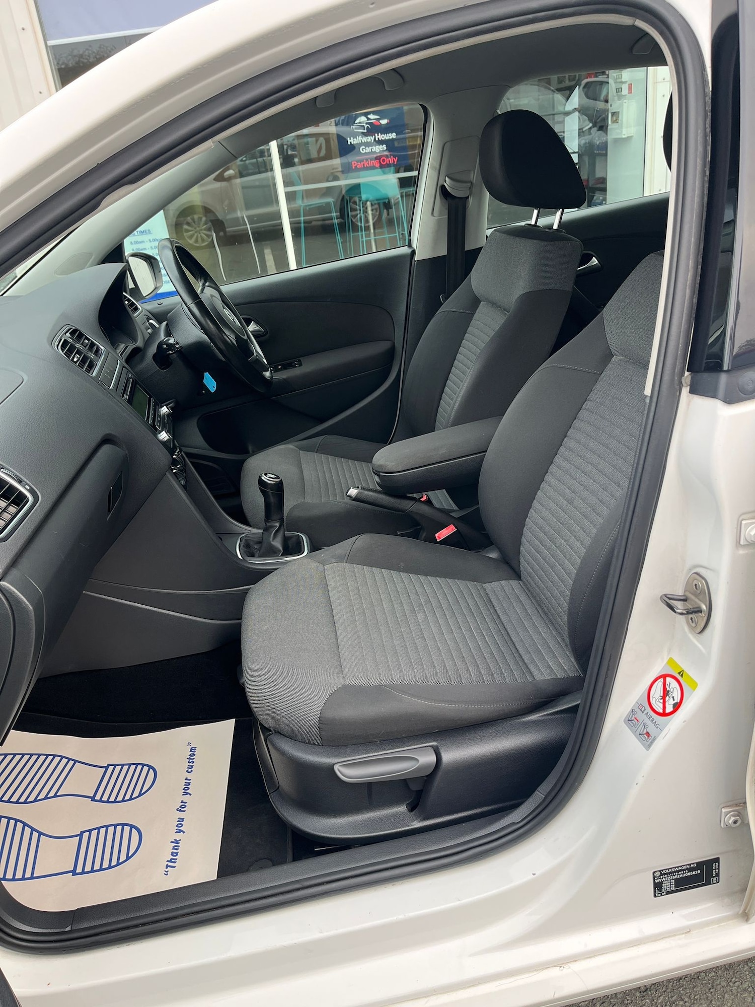 Used Volkswagen Polo 2010 for sale - 76418556: Photo 9