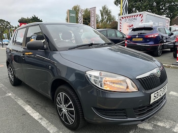 Used Skoda Fabia 2012 for sale - 76238519: Photo 2