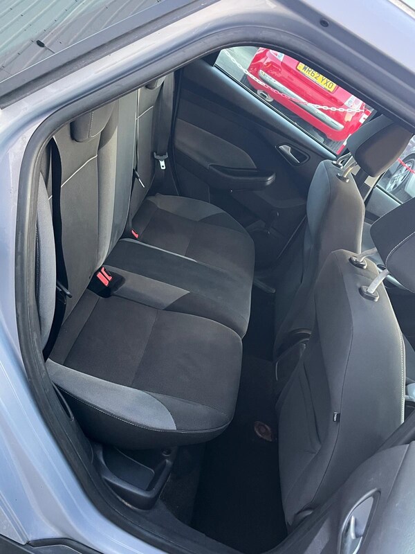 Used Ford Focus 2011 for sale - 75621664: Photo 11