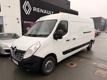 Renault Master feature image