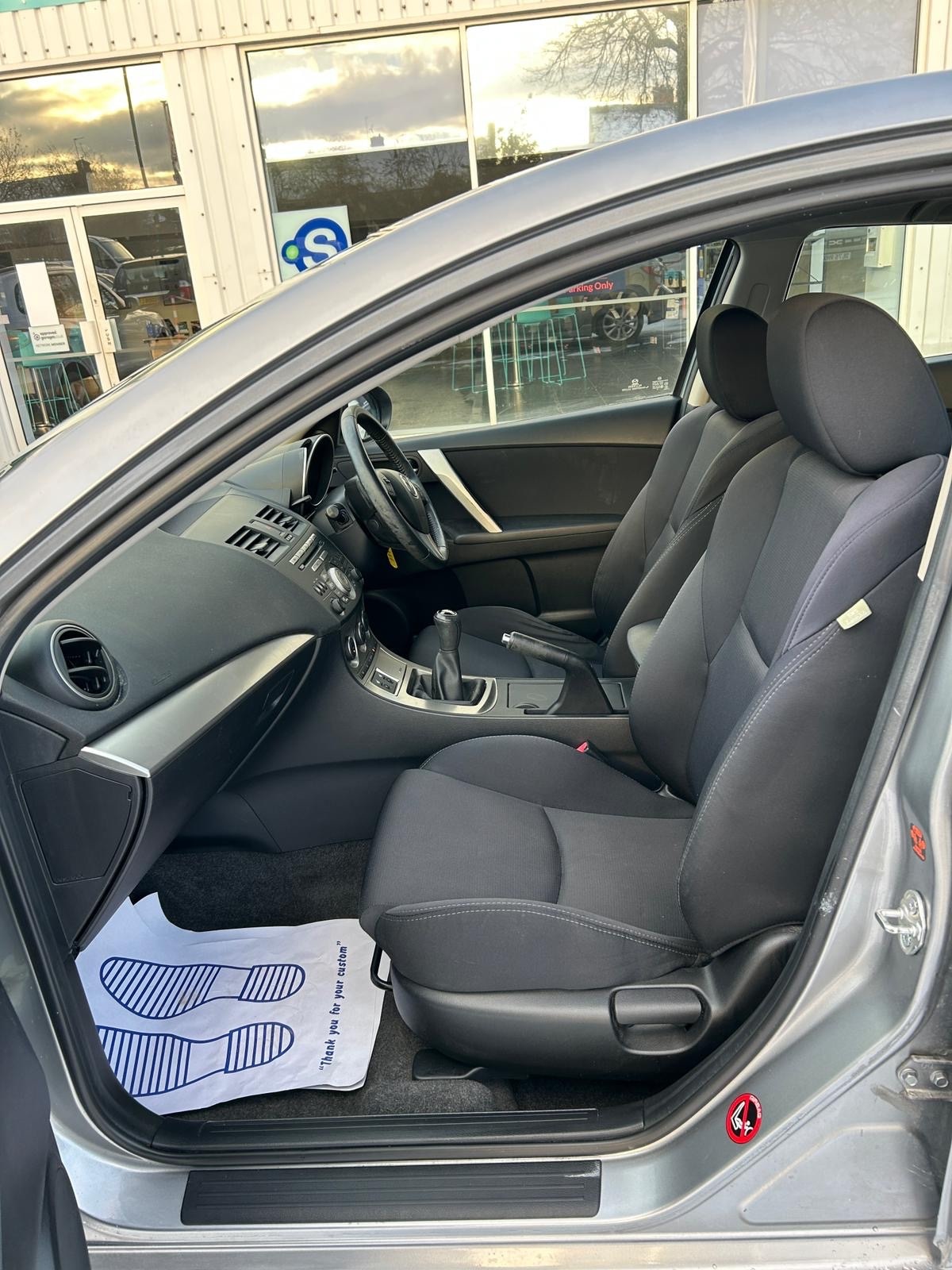 Used Mazda Mazda3 2010 for sale - 77118842: Photo 10