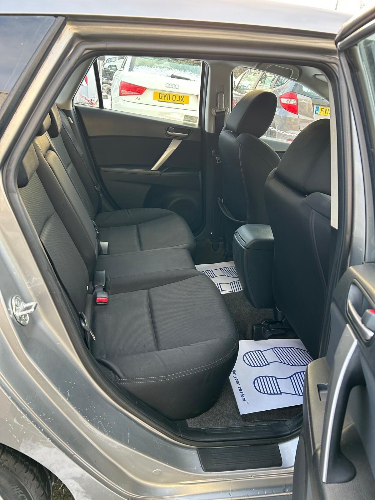 Used Mazda Mazda3 2010 for sale - 77118842: Photo 11