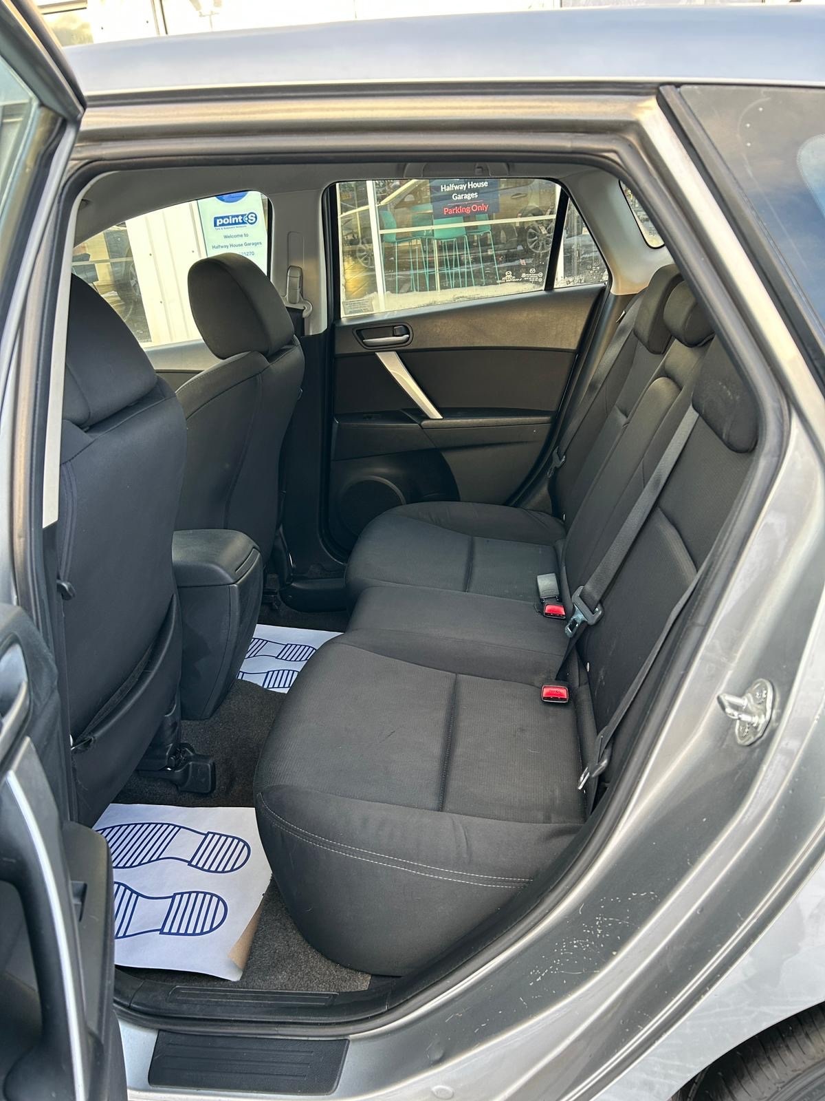 Used Mazda Mazda3 2010 for sale - 77118842: Photo 14