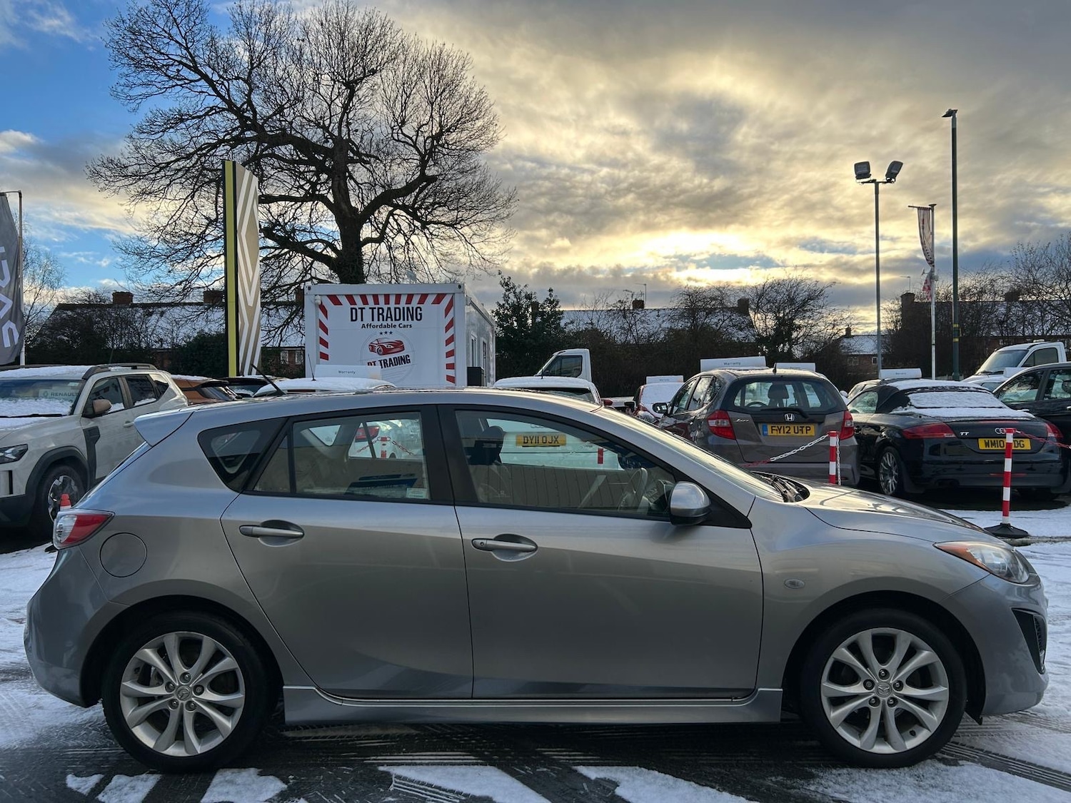 Used Mazda Mazda3 2010 for sale - 77118842: Photo 6