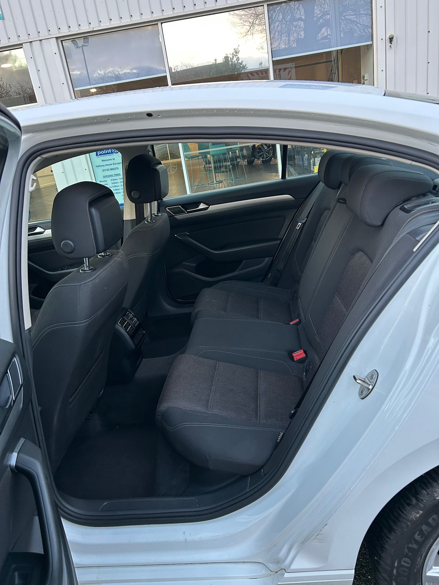 Used Volkswagen Passat 2015 for sale - 76897327: Photo 12