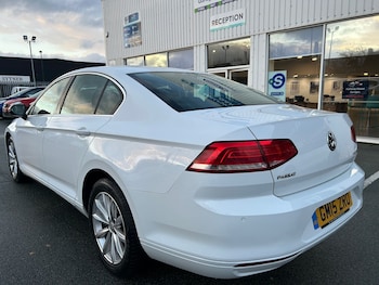 Used Volkswagen Passat 2015 for sale - 76897327: Photo