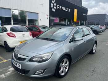 2011 (61) - 1.6i 16V SRi 5dr