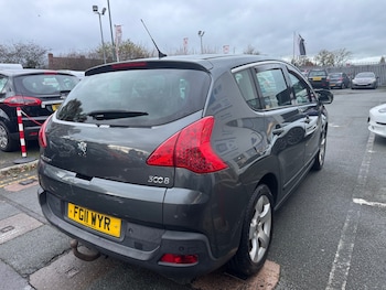Used Peugeot 3008 2011 for sale - 76741588: Photo
