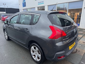 Used Peugeot 3008 2011 for sale - 76741588: Photo