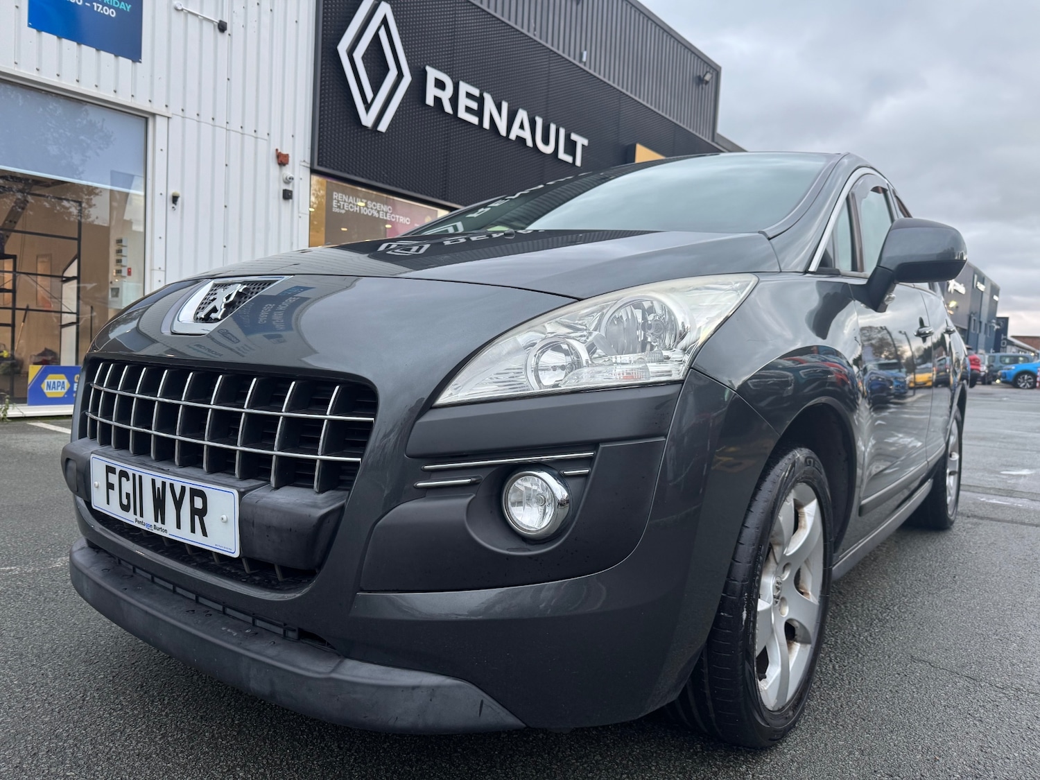 Used Peugeot 3008 2011 for sale - 76741588: Photo 8