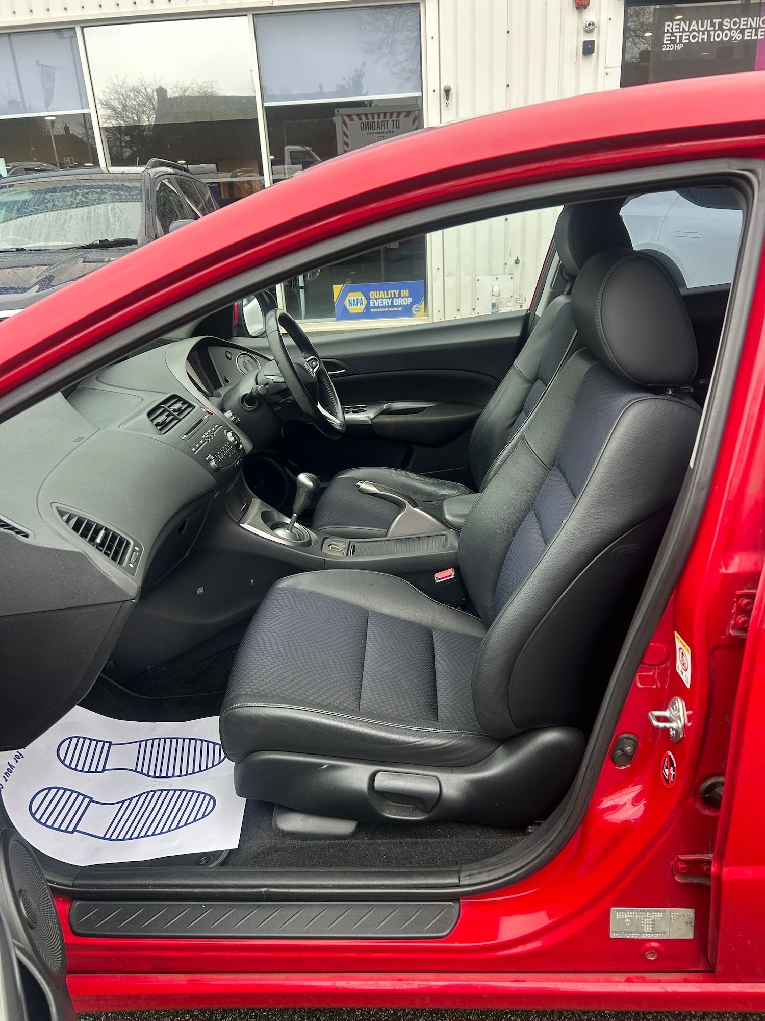 Used Honda Civic 2010 for sale - 77628854: Photo 11