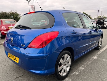 Used Peugeot 308 2010 for sale - 75746836: Photo