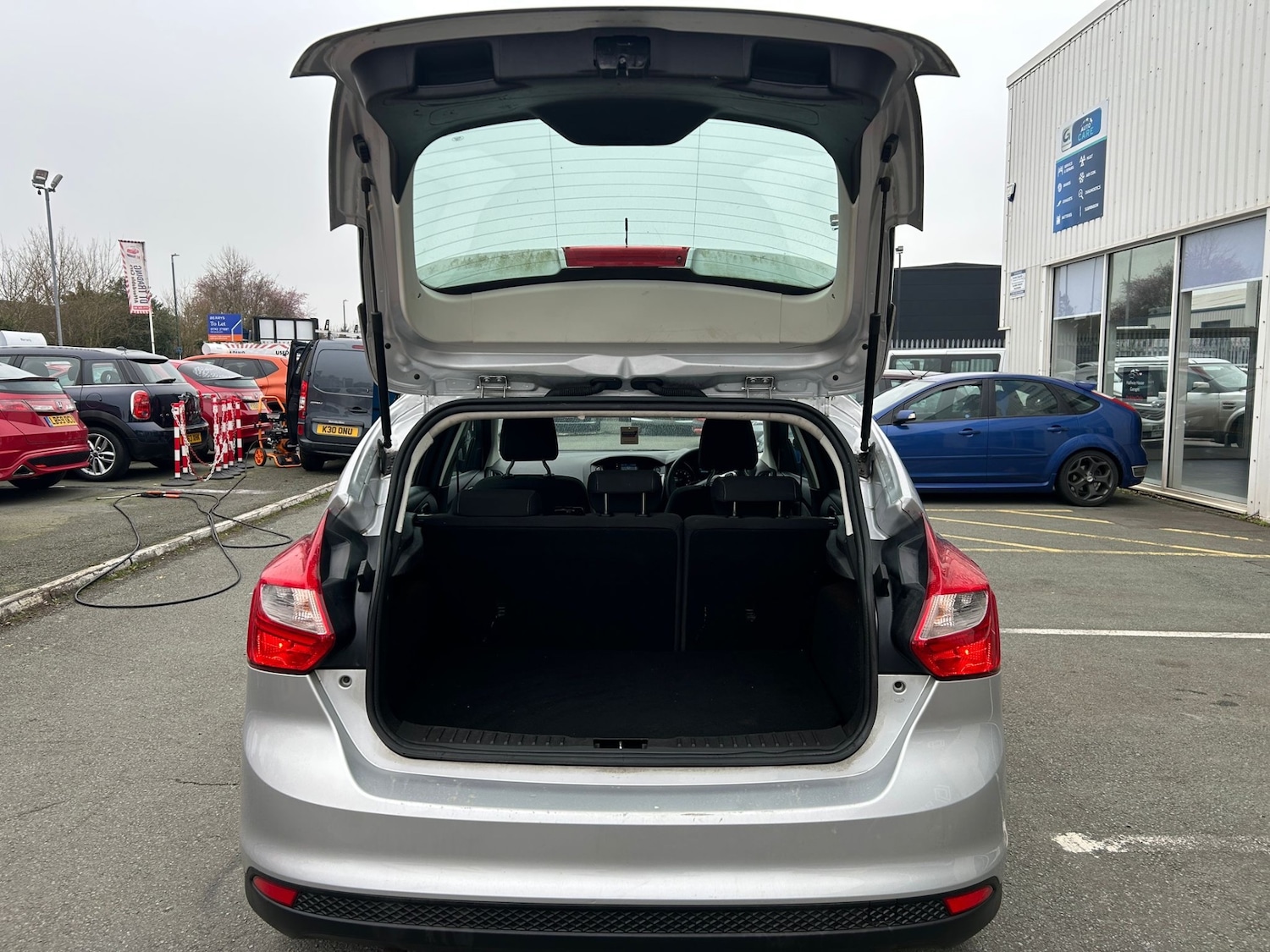 Used Ford Focus 2011 for sale - 77793064: Photo 16