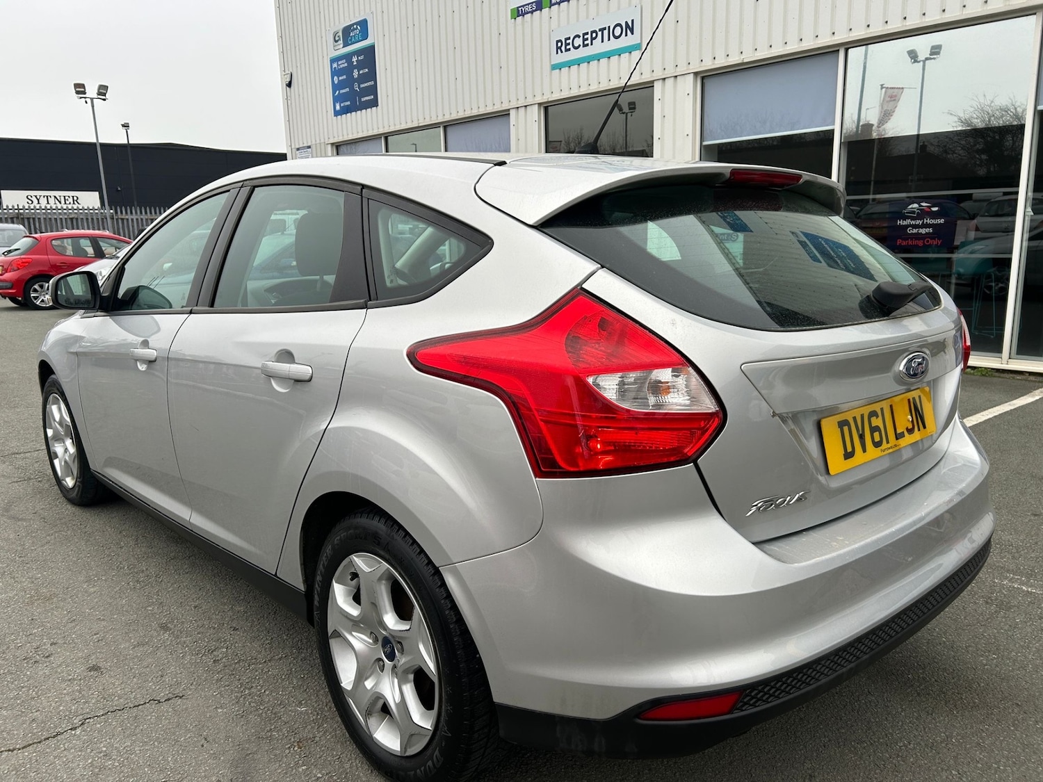 Used Ford Focus 2011 for sale - 77793064: Photo 3