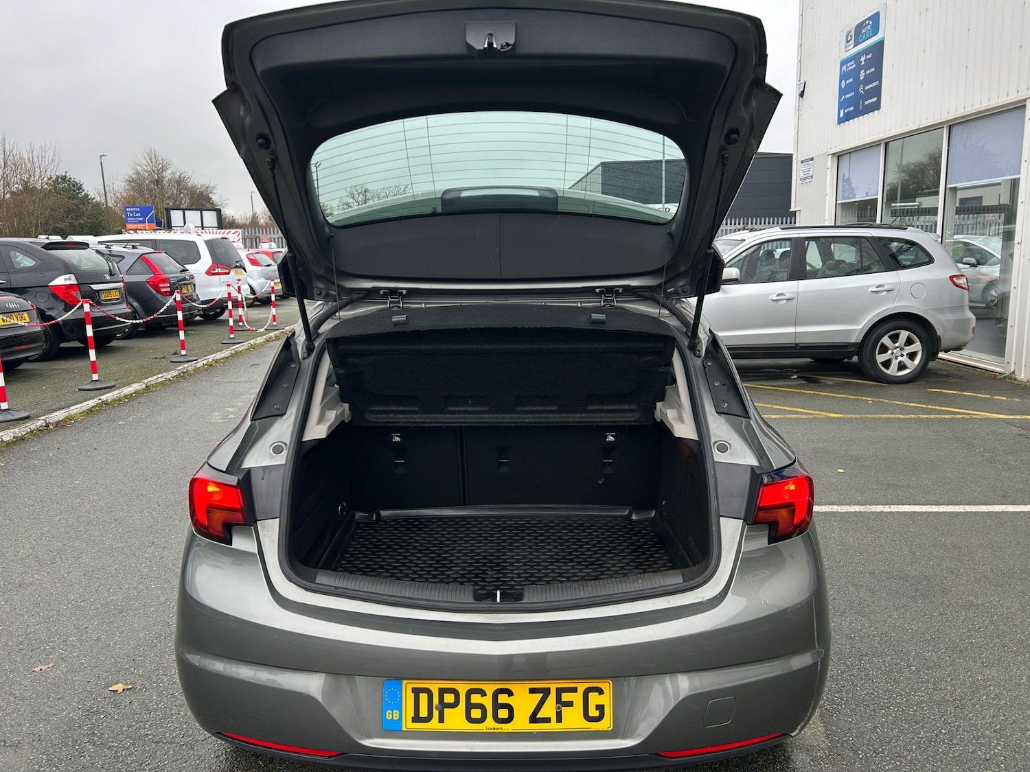 Used Vauxhall Astra 2016 for sale - 77052132: Photo 17