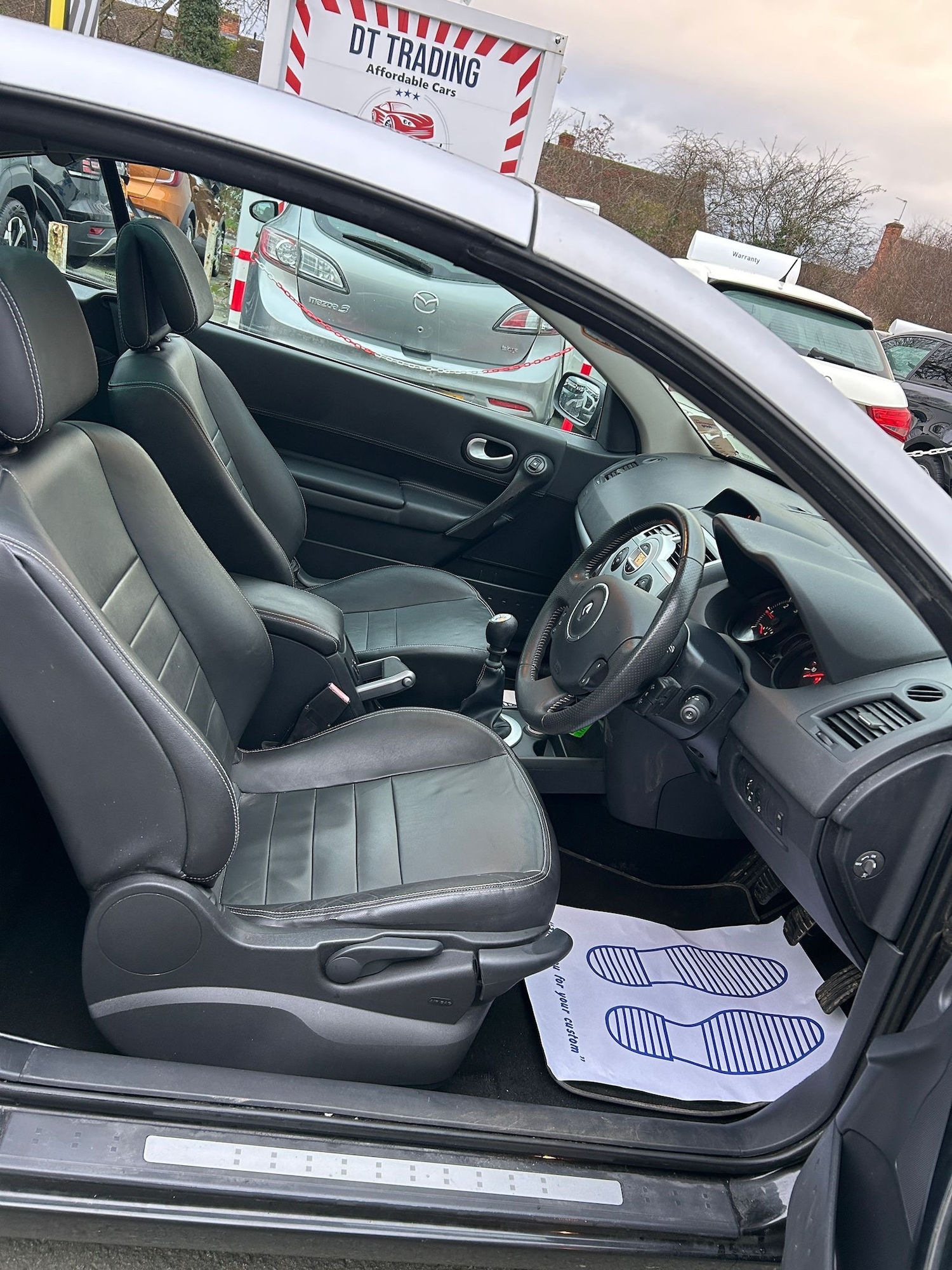 Used Renault Megane 2009 for sale - 77289315: Photo 10