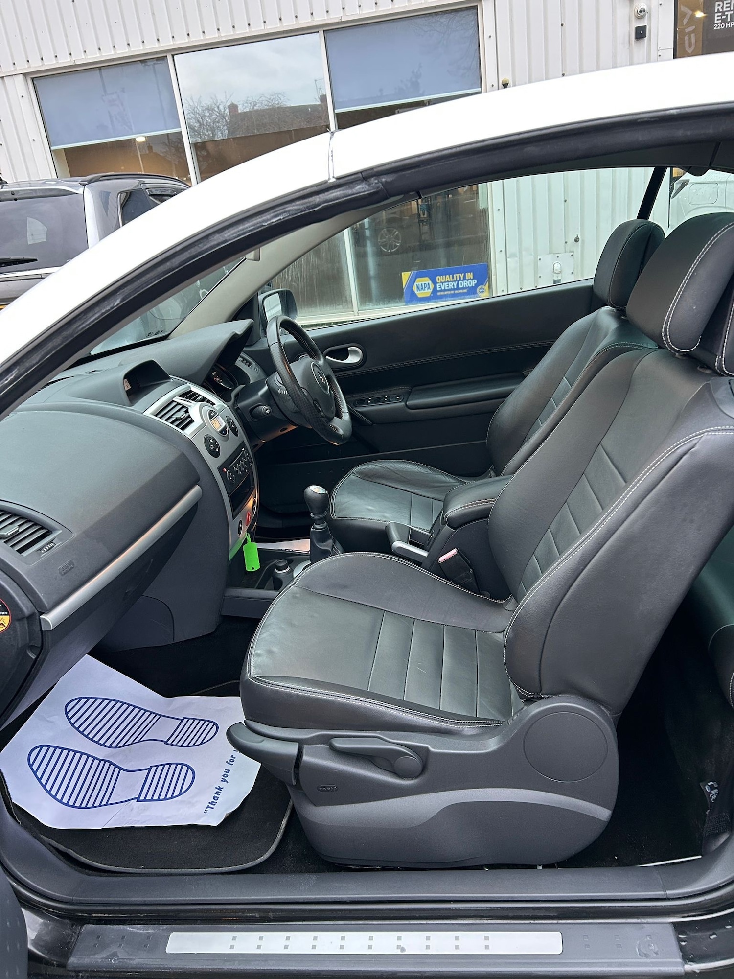 Used Renault Megane 2009 for sale - 77289315: Photo 11