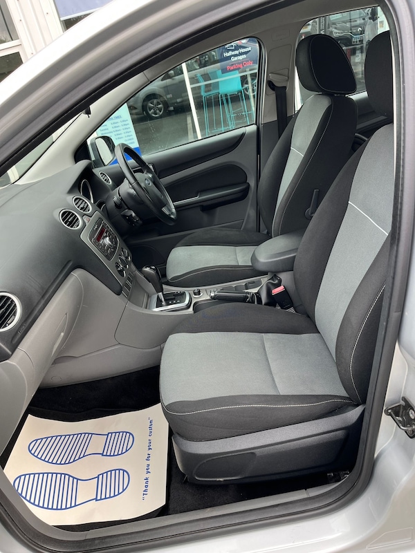 Used Ford Focus 2010 for sale - 76281731: Photo 10