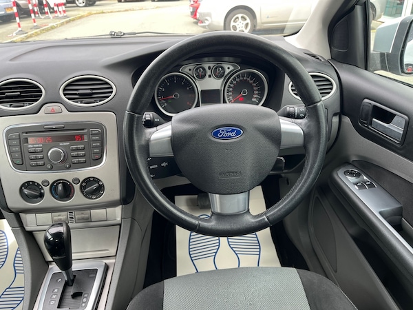 Used Ford Focus 2010 for sale - 76281731: Photo 15