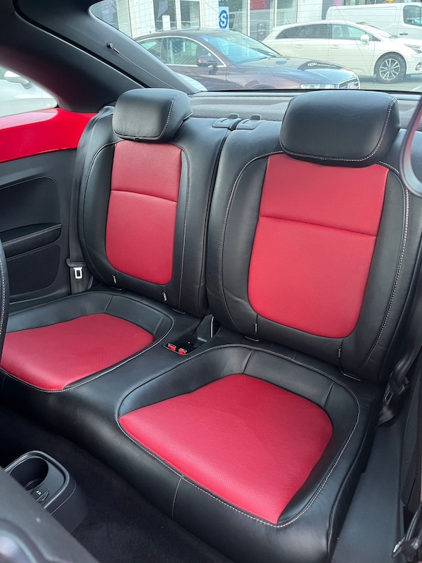 Used Volkswagen Beetle 2012 for sale - 75948182: Photo 13