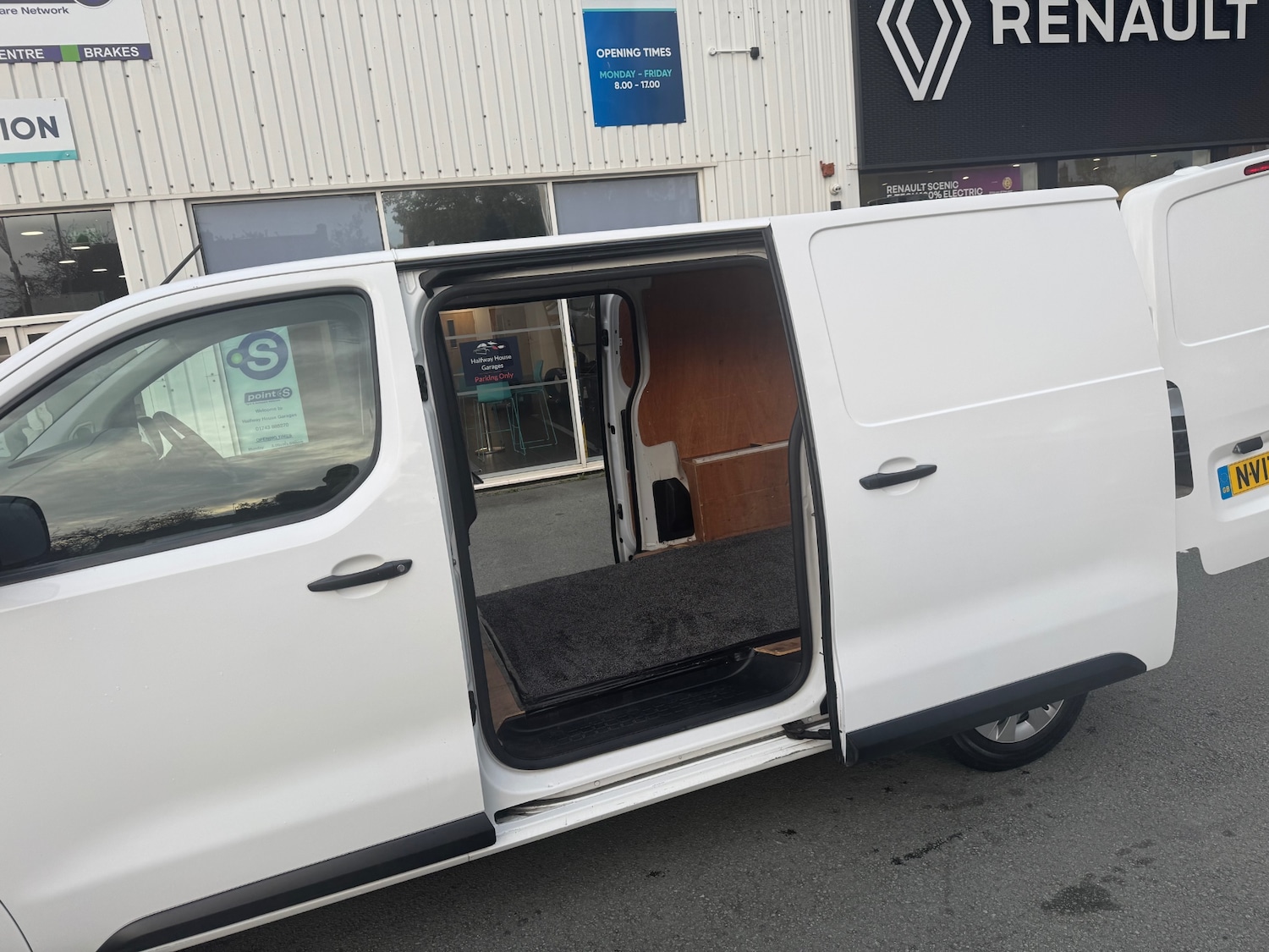 Used Peugeot Expert 2017 for sale - 76497690: Photo 16