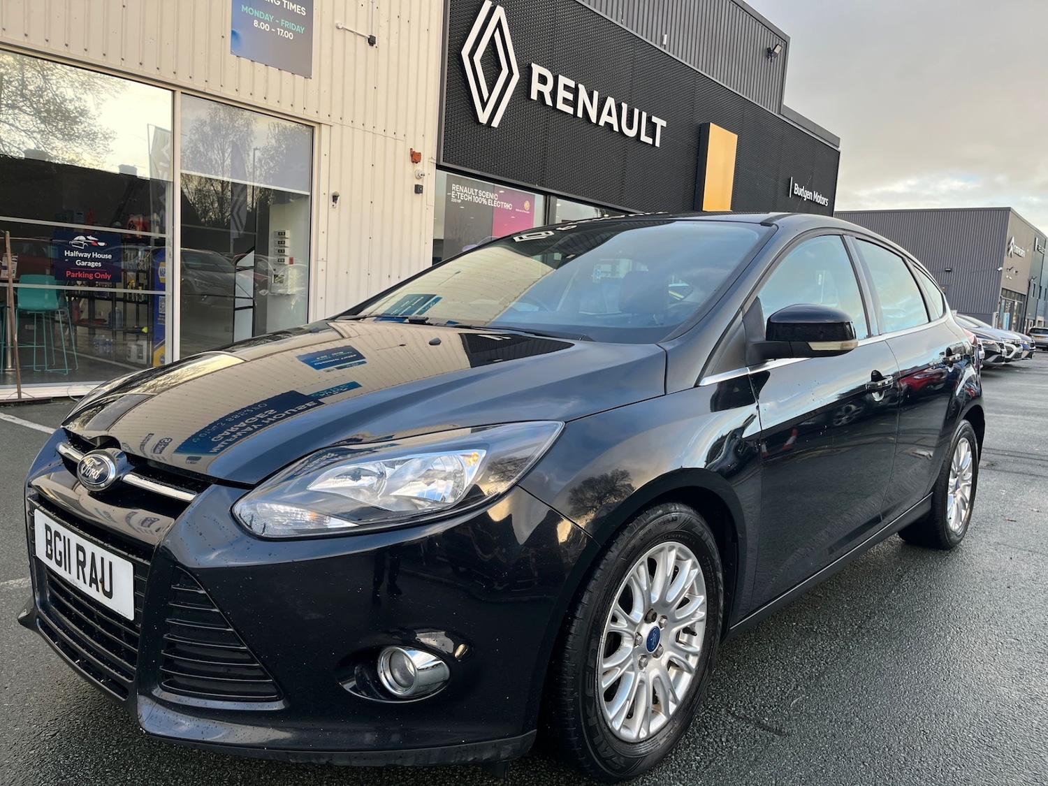 Used Ford Focus 2011 for sale - 76855475: Photo 1