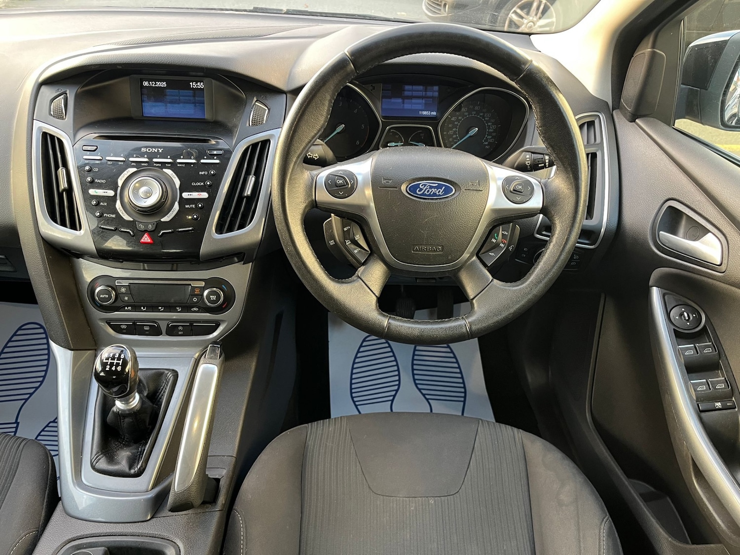 Used Ford Focus 2011 for sale - 76855475: Photo 14