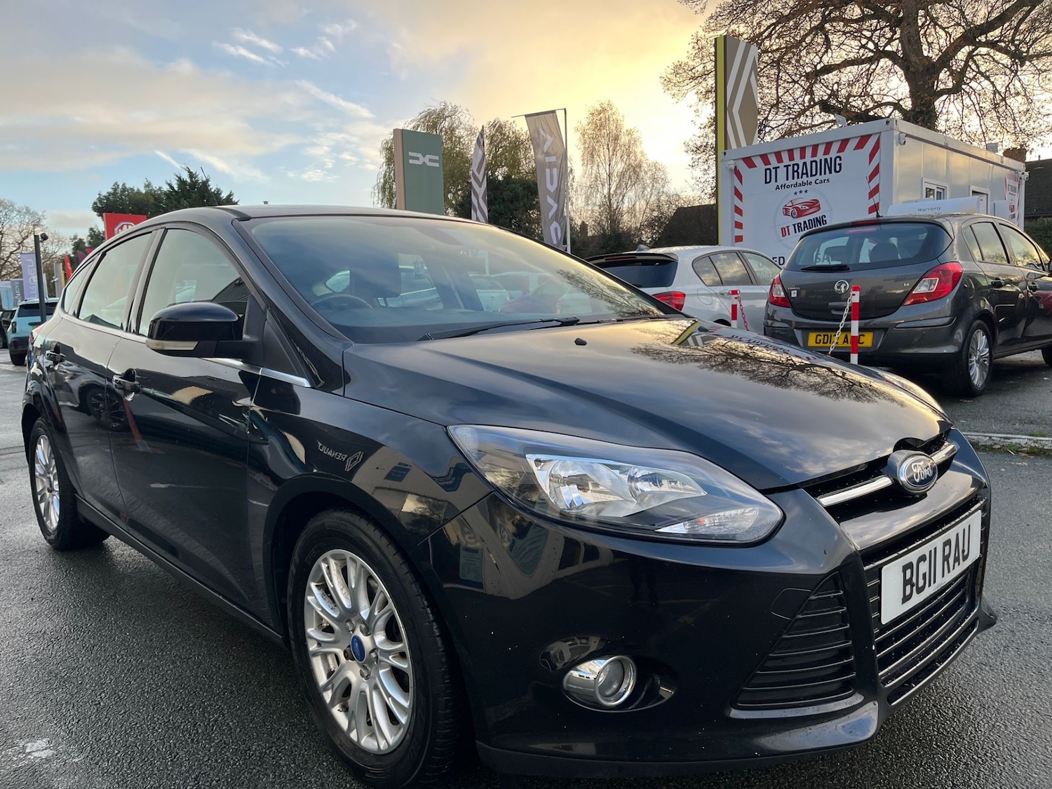 Used Ford Focus 2011 for sale - 76855475: Photo 2