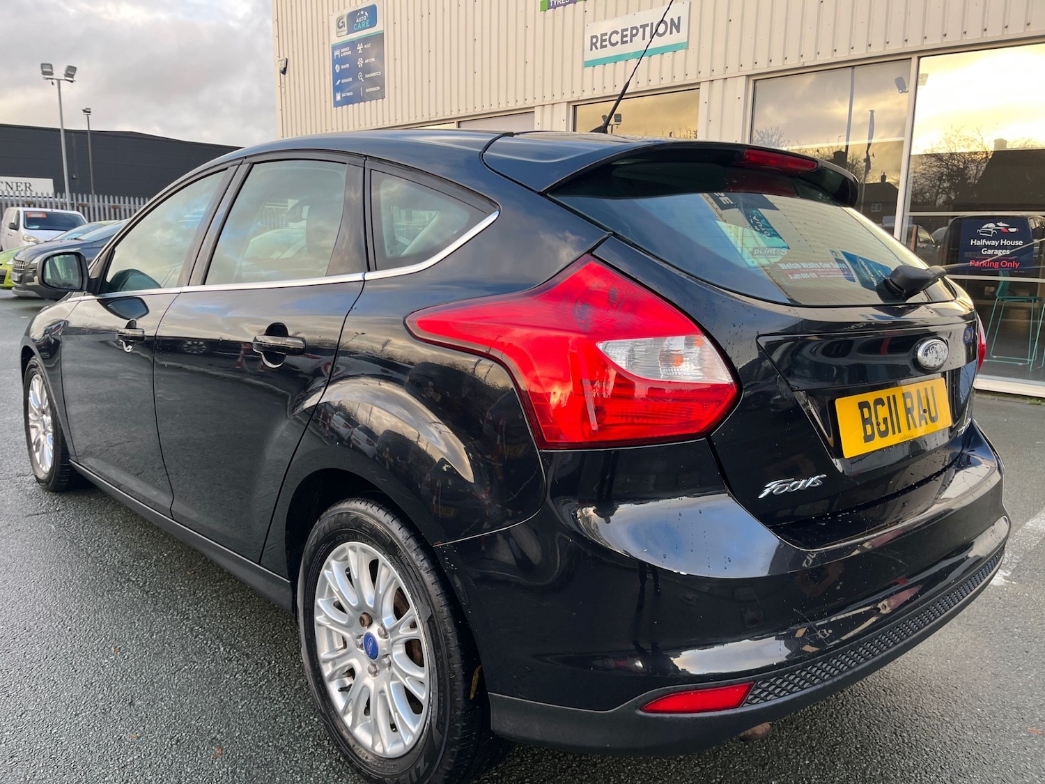 Used Ford Focus 2011 for sale - 76855475: Photo 4