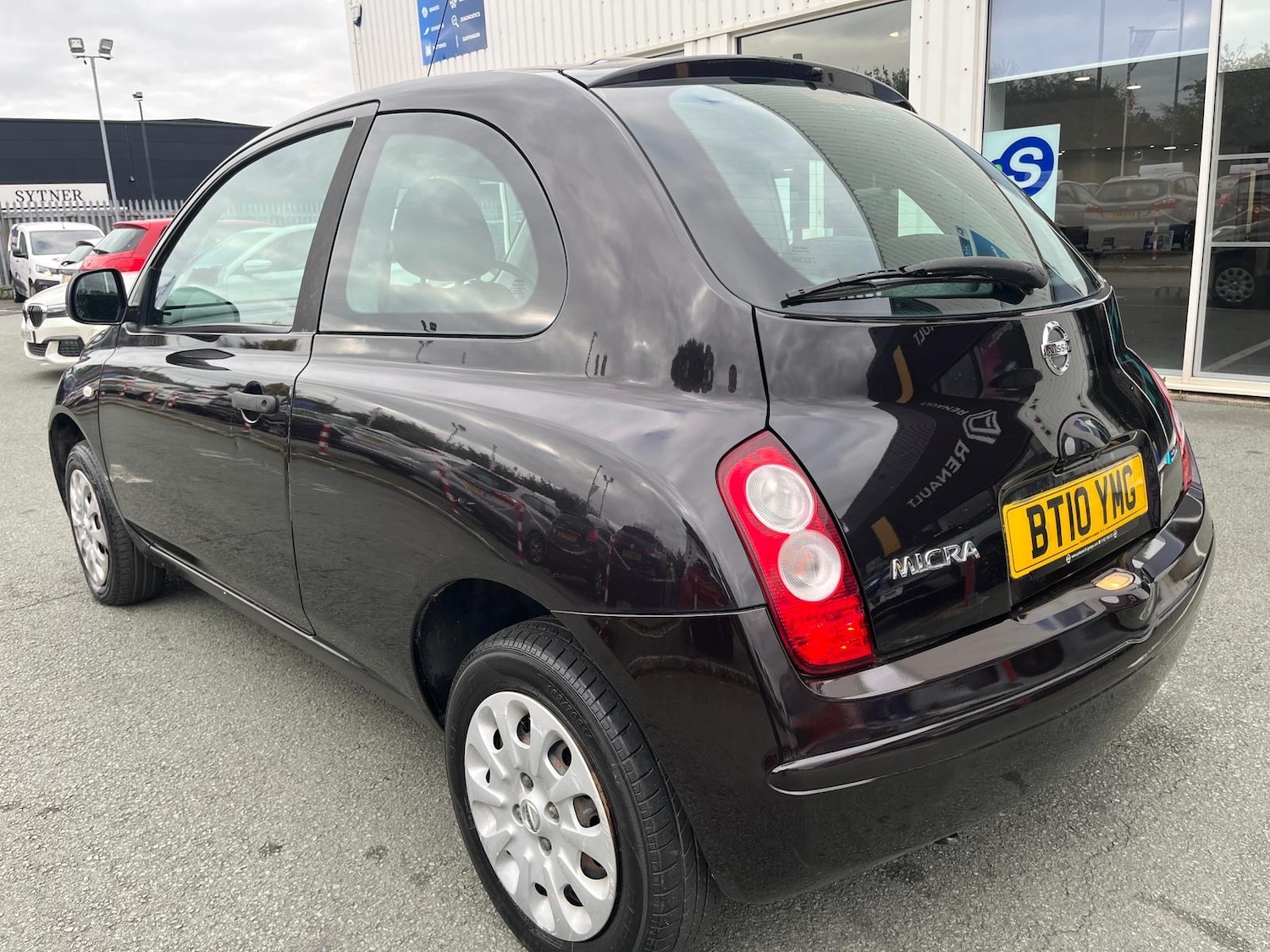 Used Nissan Micra 2010 for sale - 76117679: Photo 4